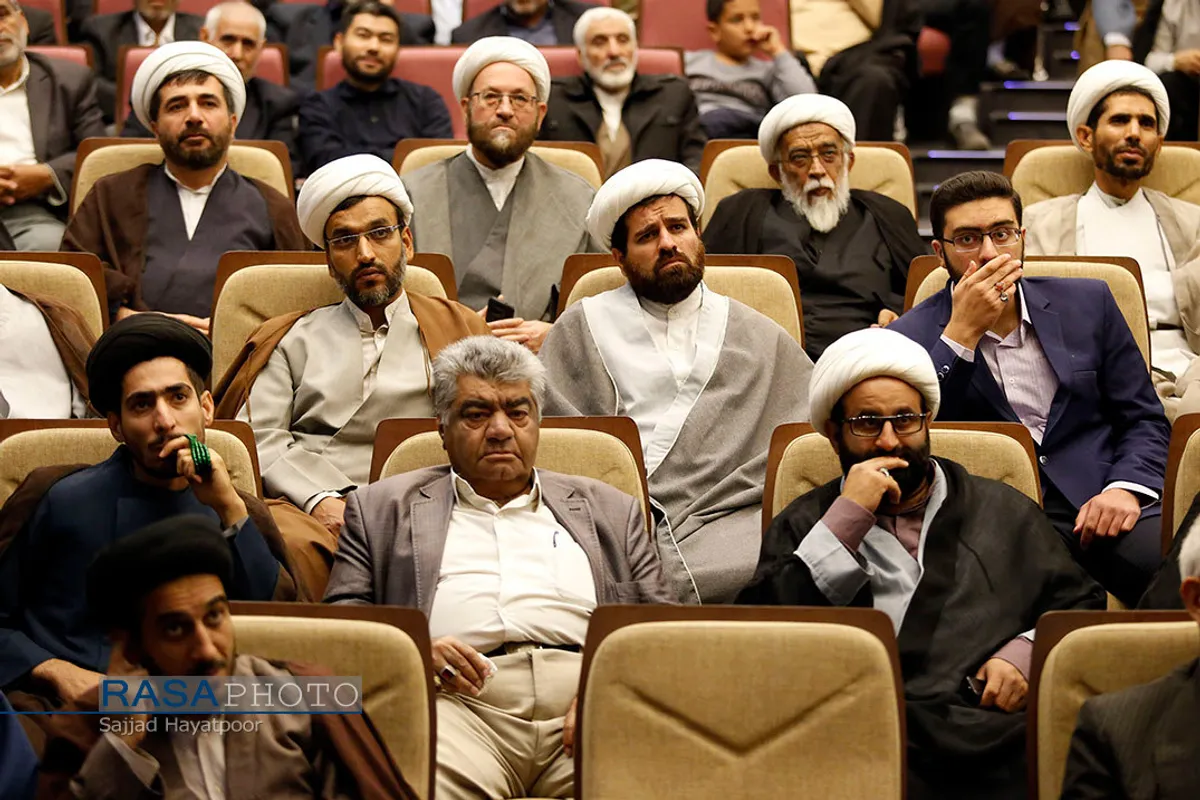 همایش یاوران وقف استان قم