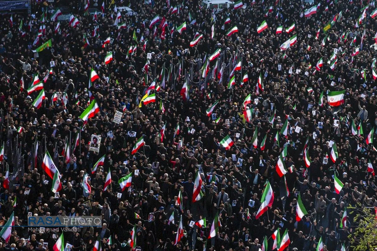 بیعت تاریخی مردم ولایتمدار تهران با سومین رهبر معظم انقلاب اسلامی