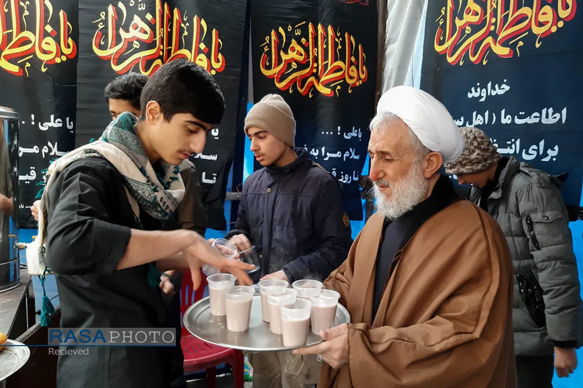 حضور آیت الله صدیقی در ایستگاه صلواتی