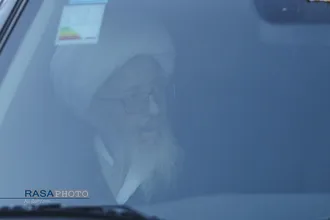 دسته عزاداری روز شهادت حضرت زهرا (سلام&lrm;&zwnj;الله&zwnj;علیها) با حضور حضرت آیت الله وحید خراسانی