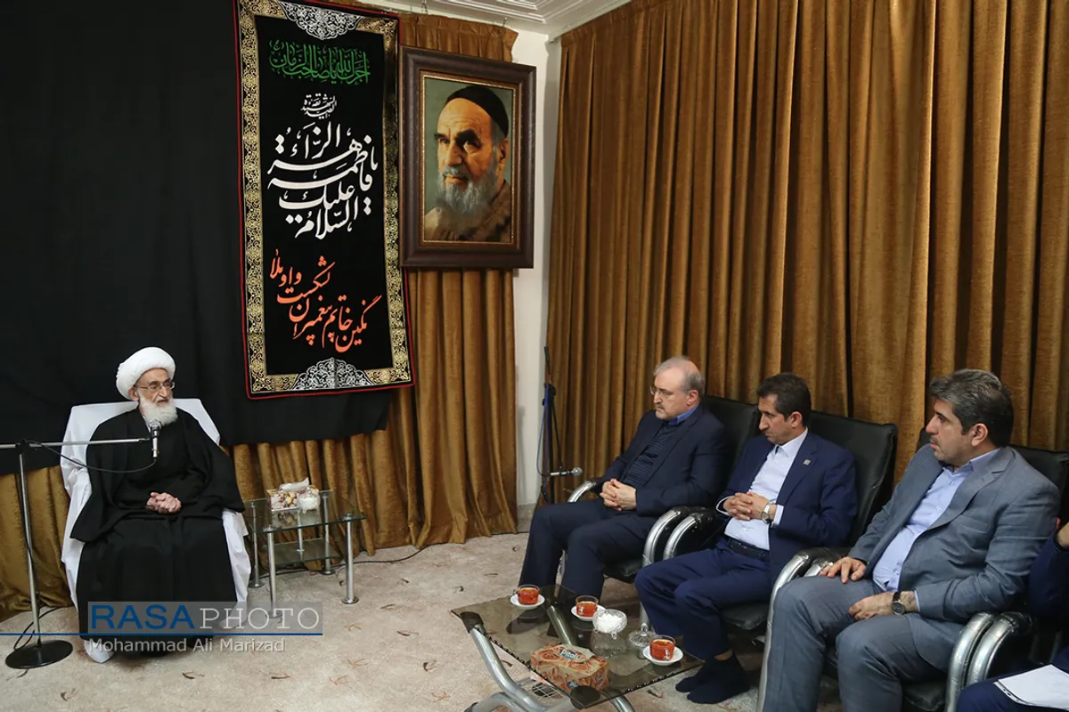 دیدار نمکی وزیر بهداشت با حضرت آیت الله نوری همدانی