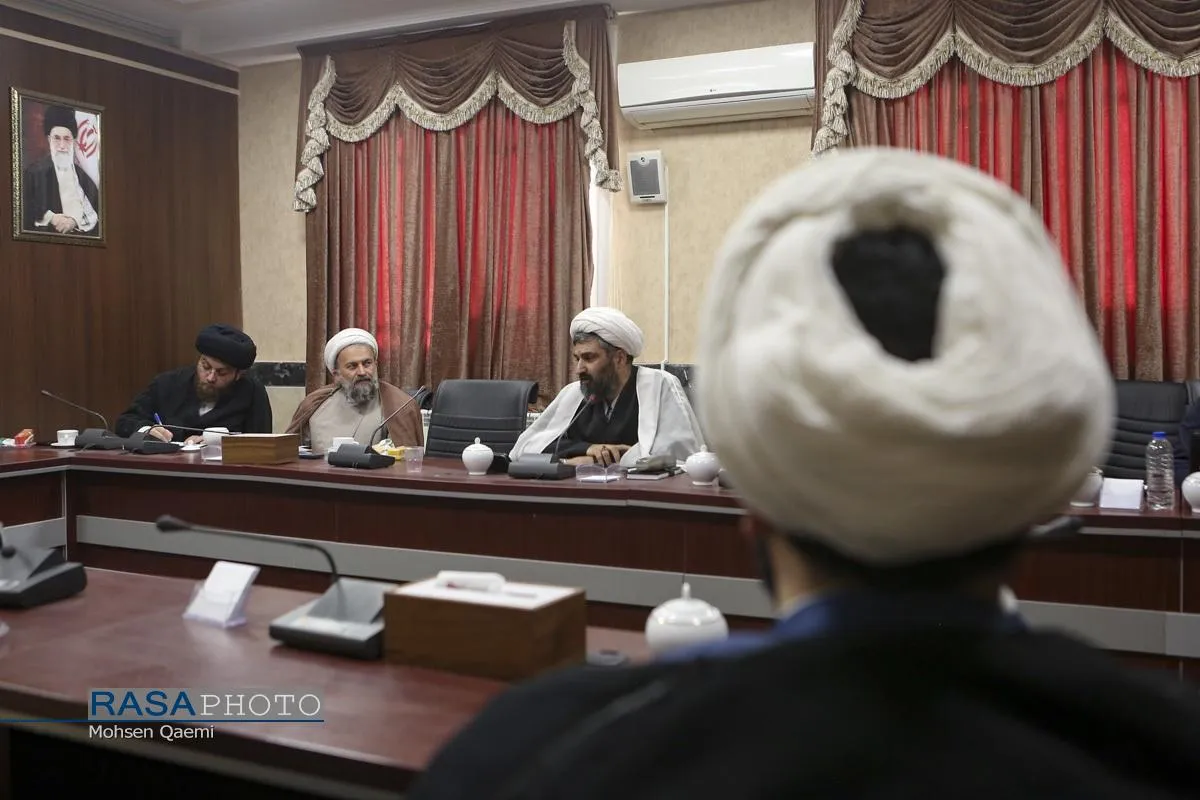 نشست علمی نقش عملیات شناختی دشمن در اغتشاشات