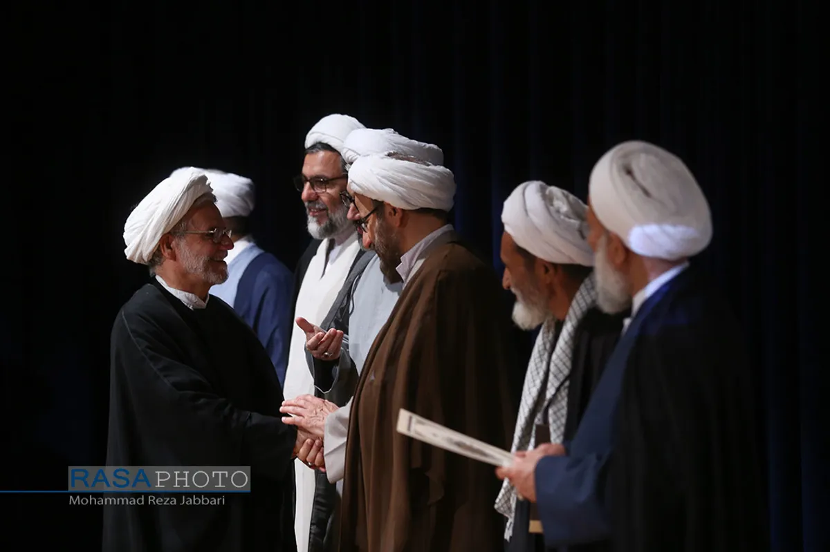 همایش نقش مبلغان در دفاع مقدس&lrm;&lrm;