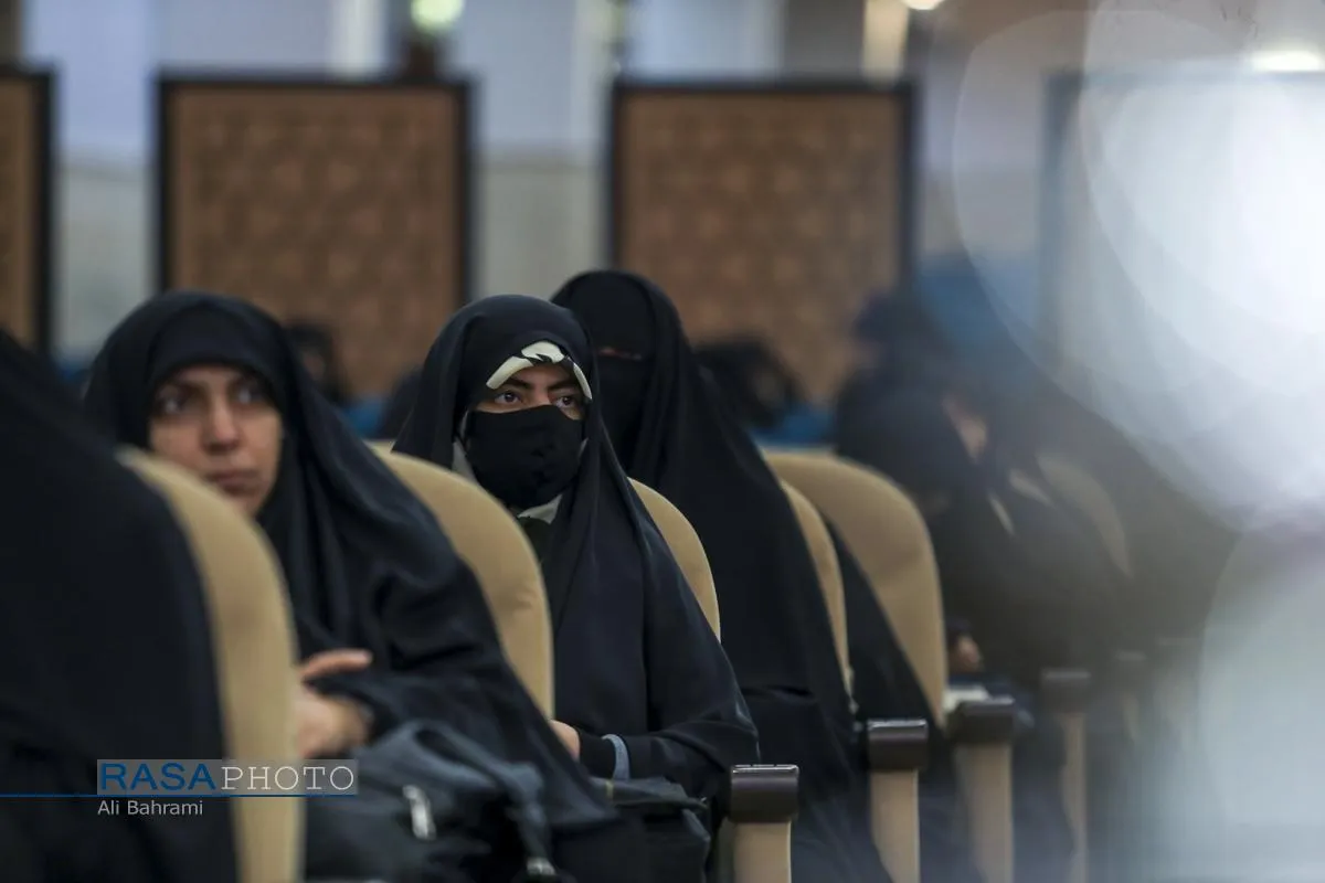 همایش بزرگ طلایه داران مقاومت و گرامیداشت هفته بسیج