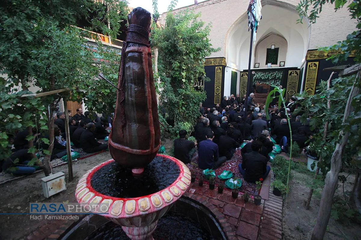 مراسم عزاداری سنتی حسن حسین (ع) در حسینیه گود بیرجند&lrm;