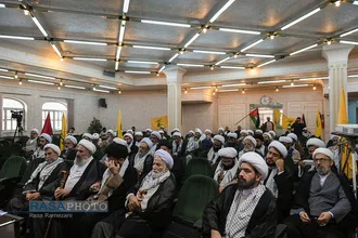 نشست ويژه نمايندگان طلاب و فضلای حوزه با موضوع فلسطين