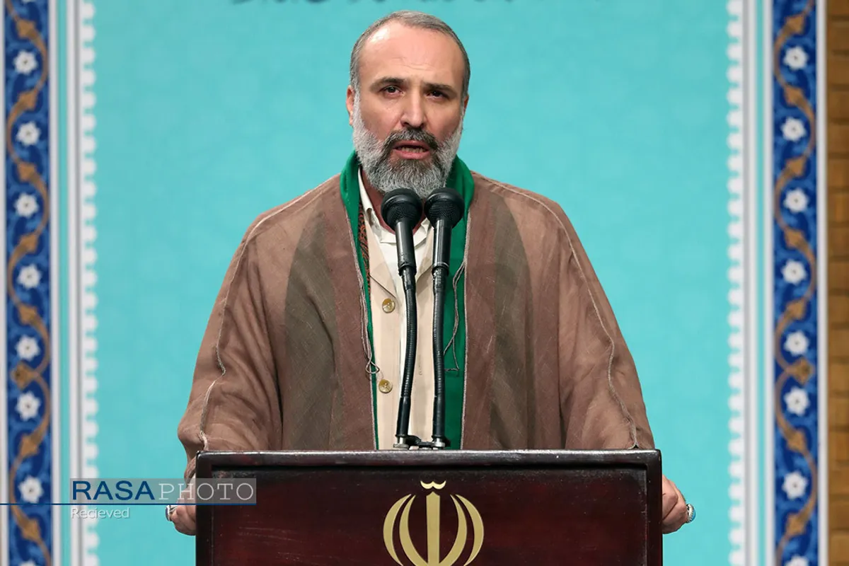 دیدار مداحان اهل&zwnj;بیت (علیهم&zwnj;السلام) با مقام معظم رهبری