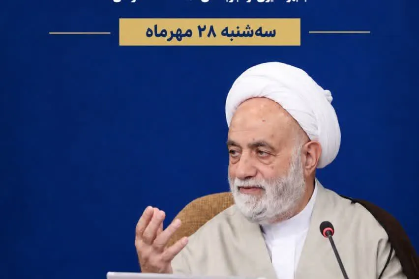 برگزاری نشست «پای درس استاد قرائتی» در مدرس امام شهید قم