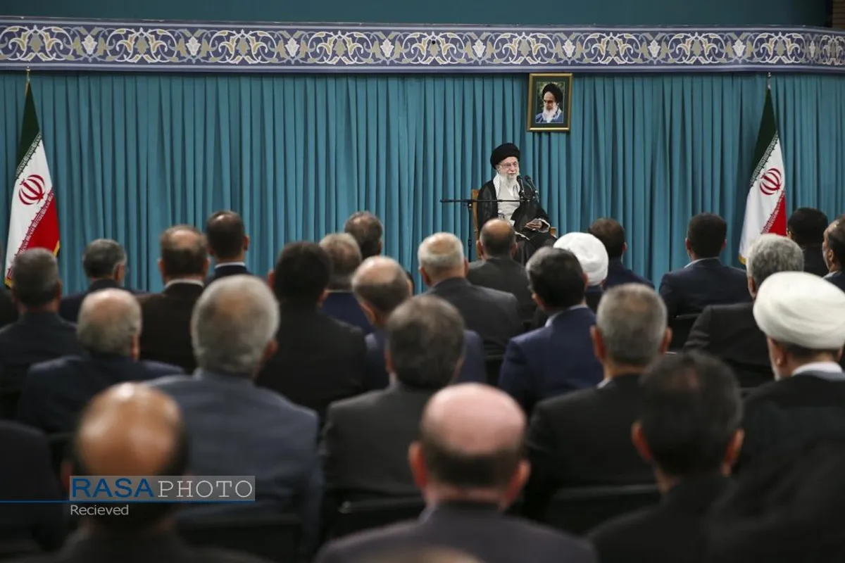 دیدار نمایندگان مجلس شورای اسلامی با رهبر معظم انقلاب