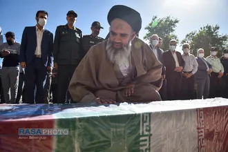 تشییع پیکر شهید &laquo;محمد علیپور اصطهباناتی&raquo; پس از ۳۸ سال در شیراز