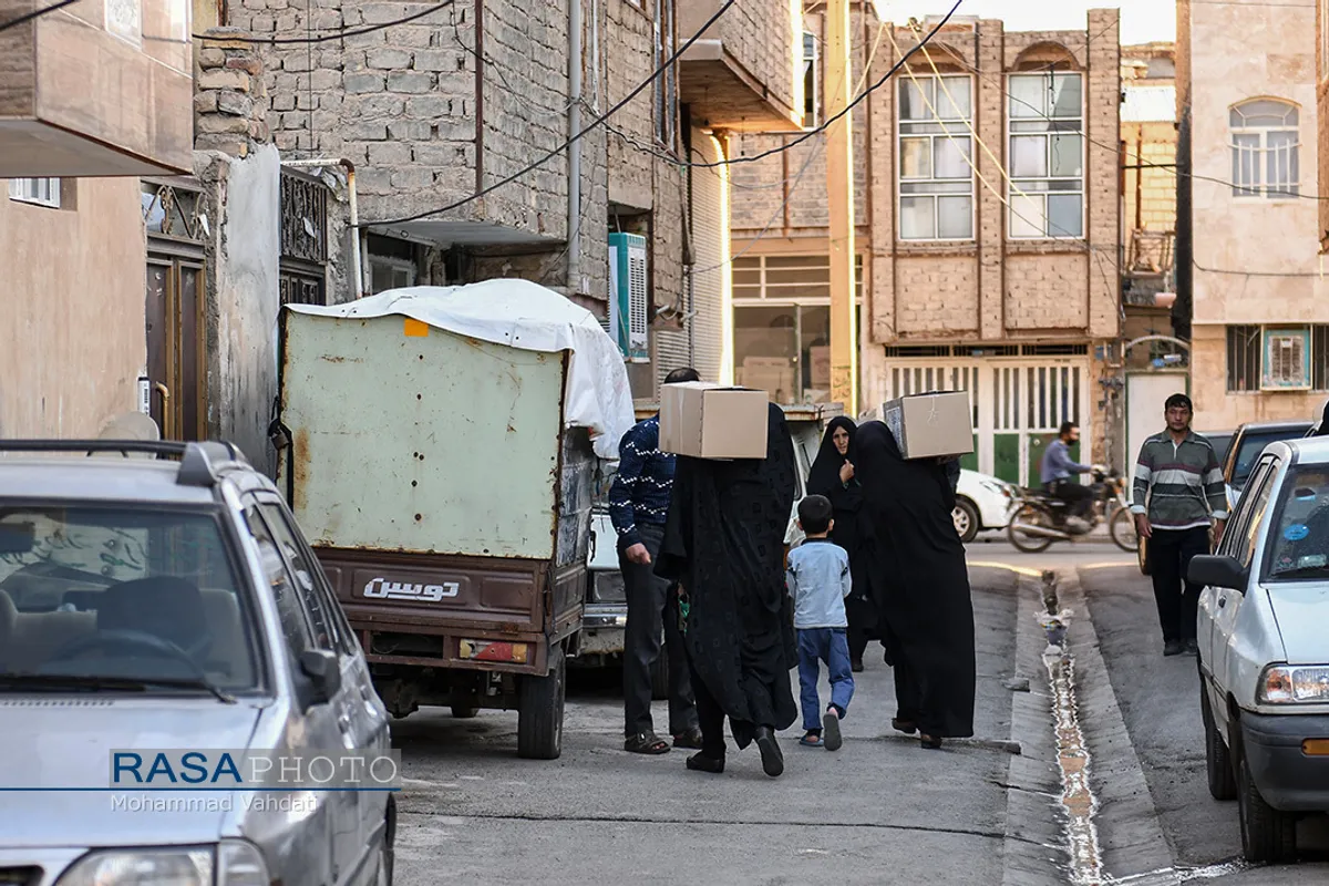 همکاری مدرسه و هیئت در رزمایش همدلی
