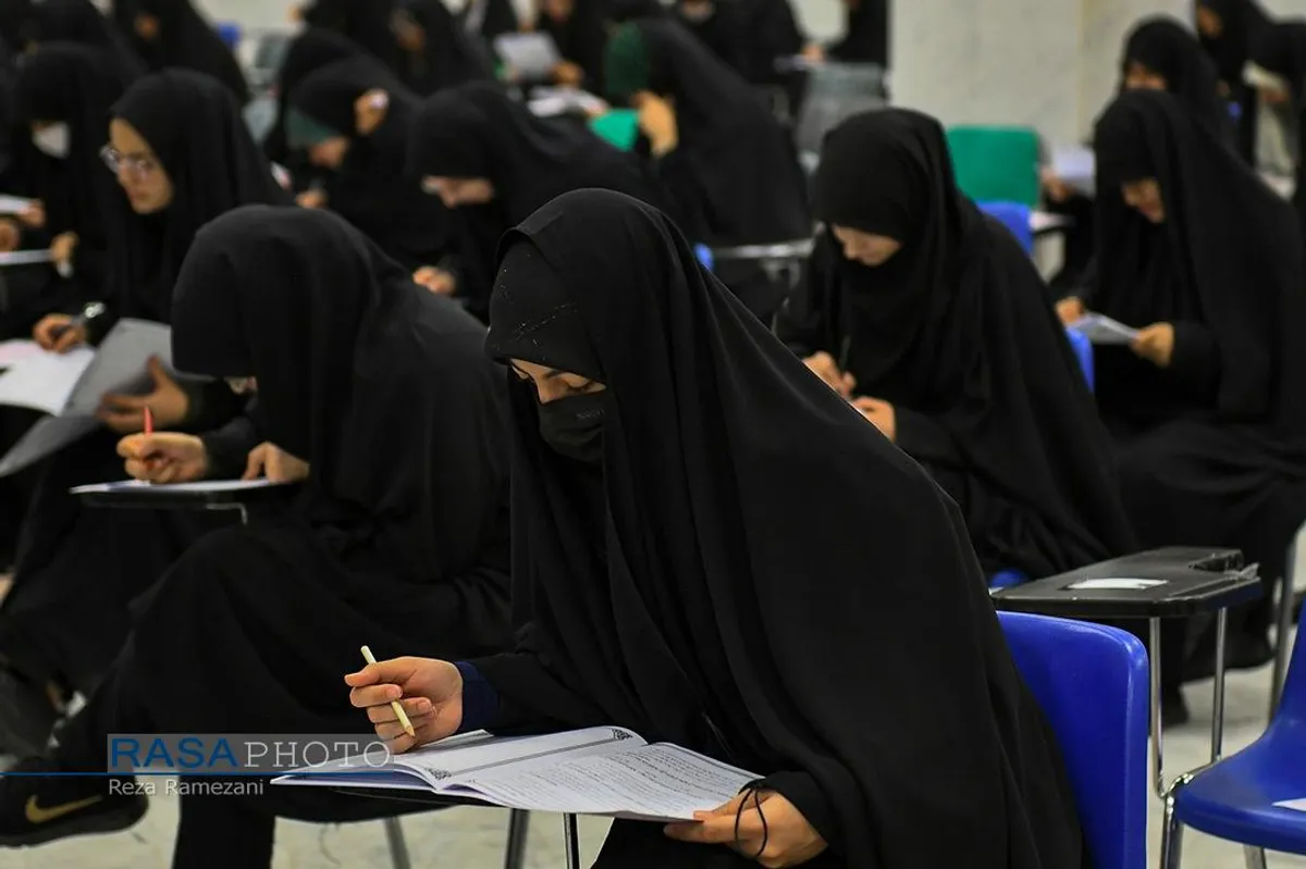 آزمون ورودی داوطلبان سال تحصیلی ۱۴۰۴-۱۴۰۳ جامعه الزهرا (سلام&zwnj;الله&zwnj;علیها)
