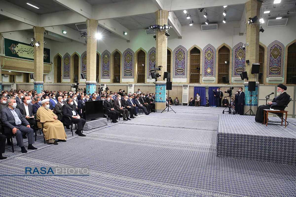 دیدار کارآفرینان، تولیدکنندگان و دانش بنیان&zwnj;ها با رهبر انقلاب