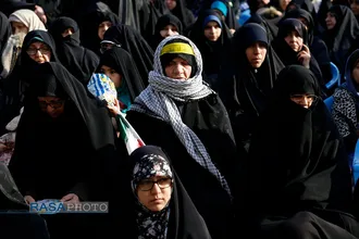 اجتماع دختران انقلاب در میدان امام حسین (ع) تهران