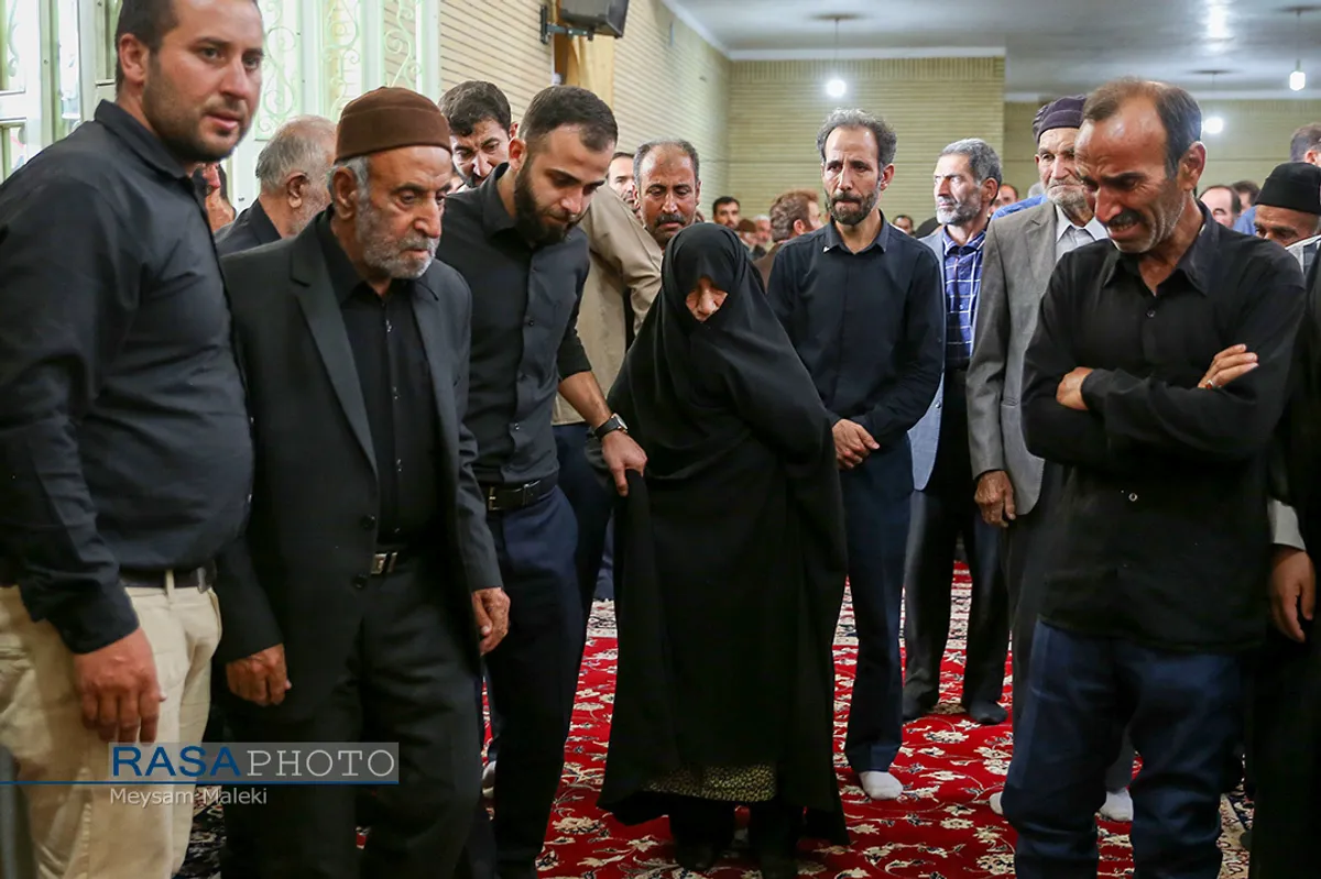 مراسم بزرگداشت روحانی شهید اکبر مهدی&zwnj;زاده در روستای طزرک&lrm; قزوین