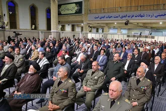 دیدار دست&zwnj;اندرکاران برگزاری کنگره ملی شهدای استان لرستان با مقام معظم رهبری