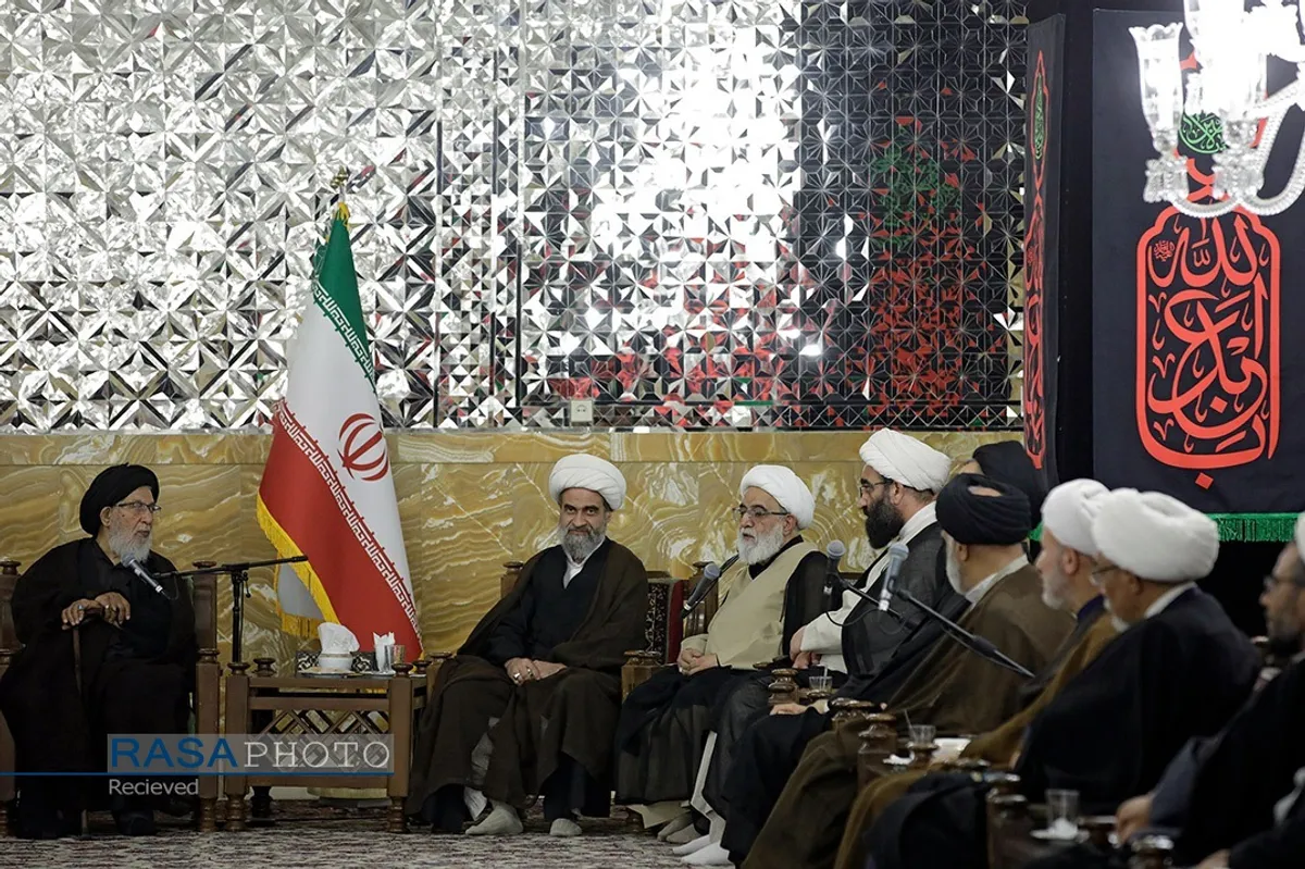 دیدار اساتید مدرسه تابستانه "دارالعلم" طلاب با تولیت آستان قدس رضوی