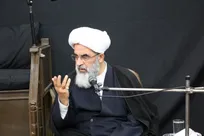 علم اسلام بر دوش مردم انقلابی ایران است