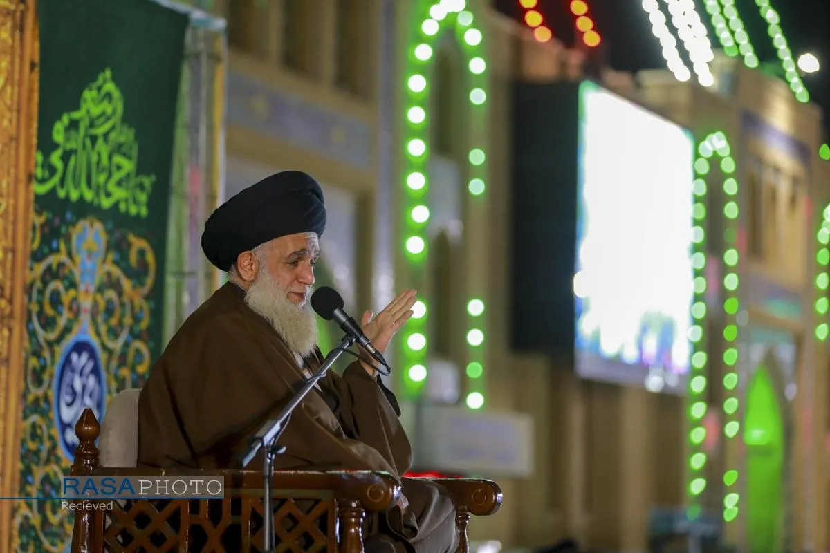 جشن ولادت حضرت علی بن موسی الرضا(ع) در آستان مقدس مسجد جمکران
