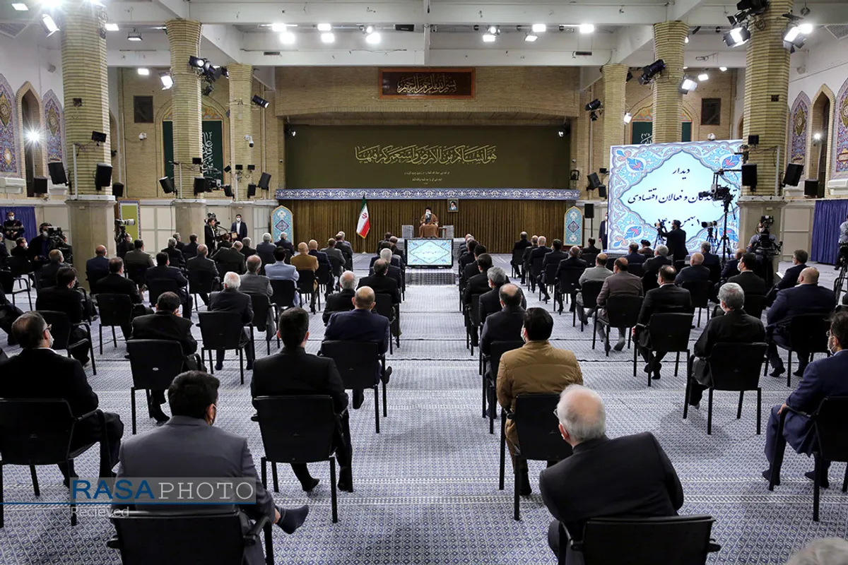 دیدار تولیدکنندگان و فعالان اقتصادی با مقام معظم رهبری