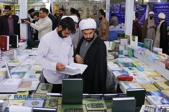 بازدید حجت الاسلام والمسلمین مروی از &laquo;هفتمین نمایشگاه تخصصی کتب حوزوی و معارف اسلامی&raquo;