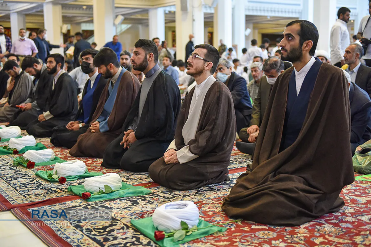 جشن روز عید سعید غدیر و مراسم عمامه گذاری جمعی از طلاب در شیراز