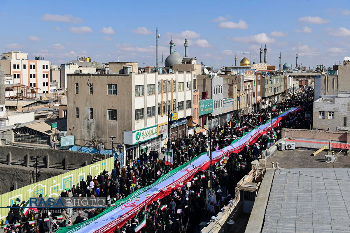 راهپیمایی باشکوه مردم قم در جشن پیروزی انقلاب