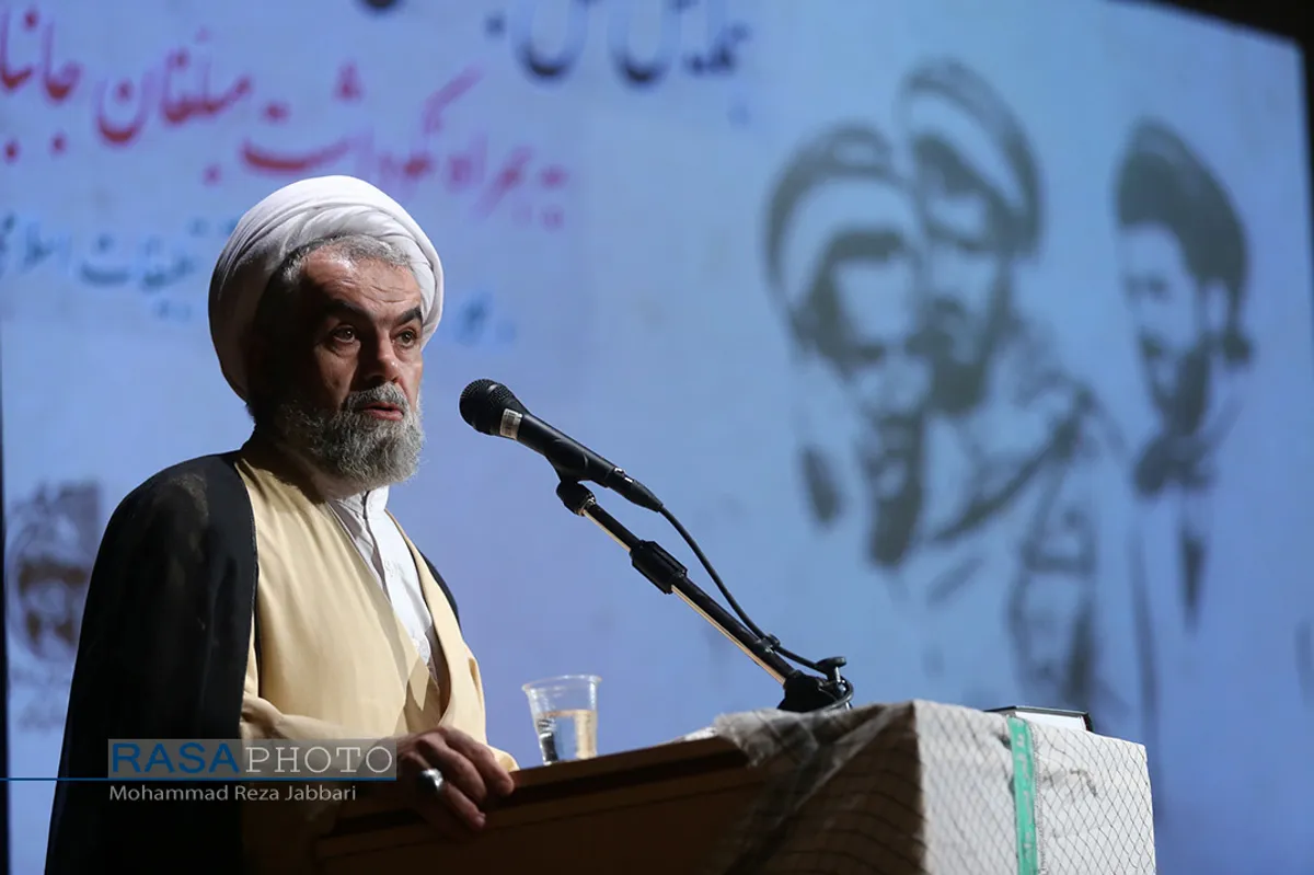 همایش نقش مبلغان در دفاع مقدس&lrm;&lrm;