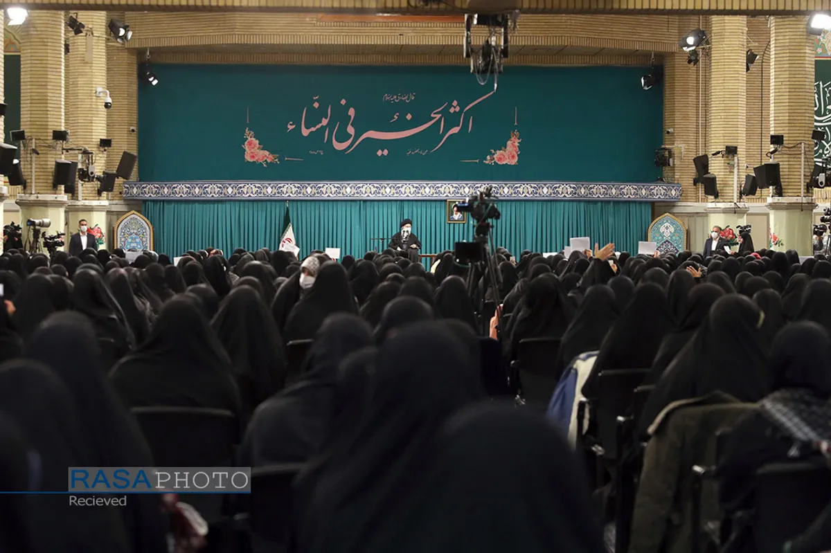 دیدار جمعی از بانوان منتخب کشور با مقام معظم رهبری