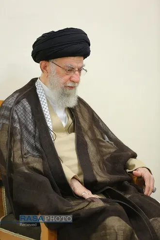 دیدار دست&zwnj;اندرکاران همایش بزرگداشت آیت&zwnj;الله ناصری دولت&zwnj;آبادی با رهبر انقلاب