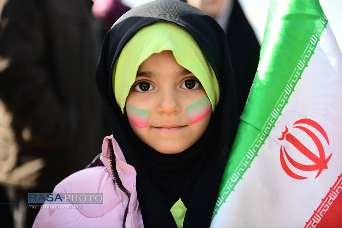 راهپیمایی باشکوه مردم قم در جشن پیروزی انقلاب