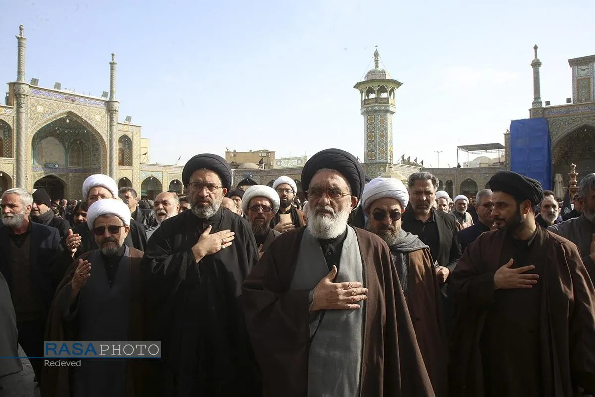 دسته عزاداری خادمان حرم کریمه اهل&zwnj;بیت (س) در روز شهادت حضرت امام موسی کاظم (علیه&zwnj;السلام)