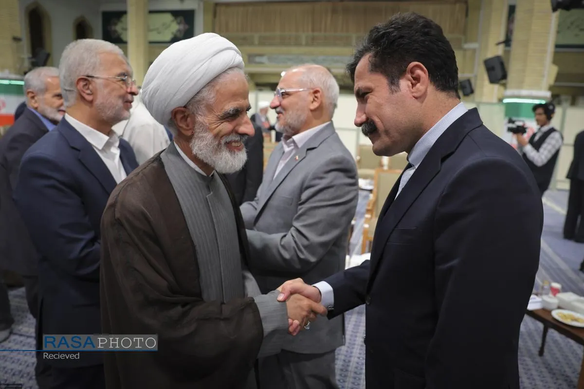 دیدار رئیس&zwnj; جمهور و اعضای هیئت دولت با رهبر معظم انقلاب