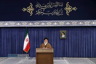 ارتباط تصویری با جمعی از مردم قم با مقام معظم رهبری
