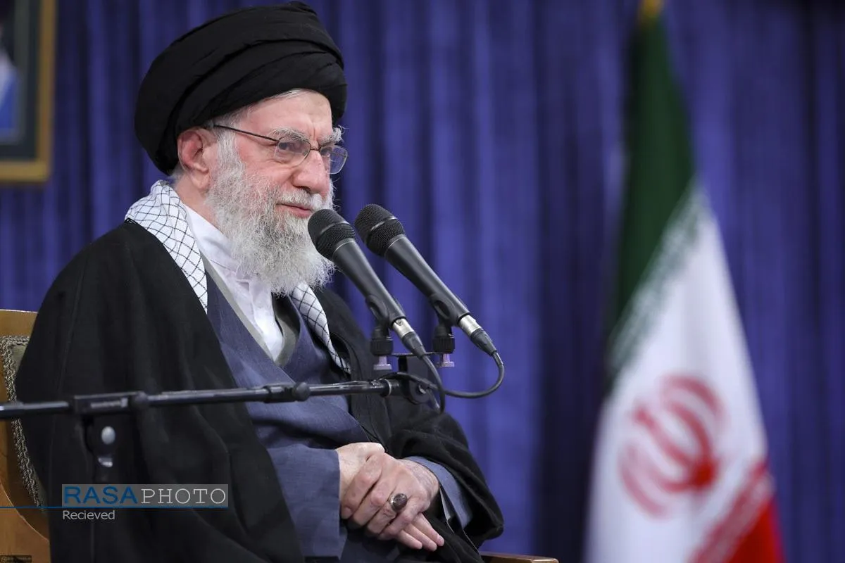 رهبر بزرگ آزادی خواهان جهان حضرت آیت&zwnj;الله&zwnj;العظمی خامنه ای به ملکوت اعلی پیوست