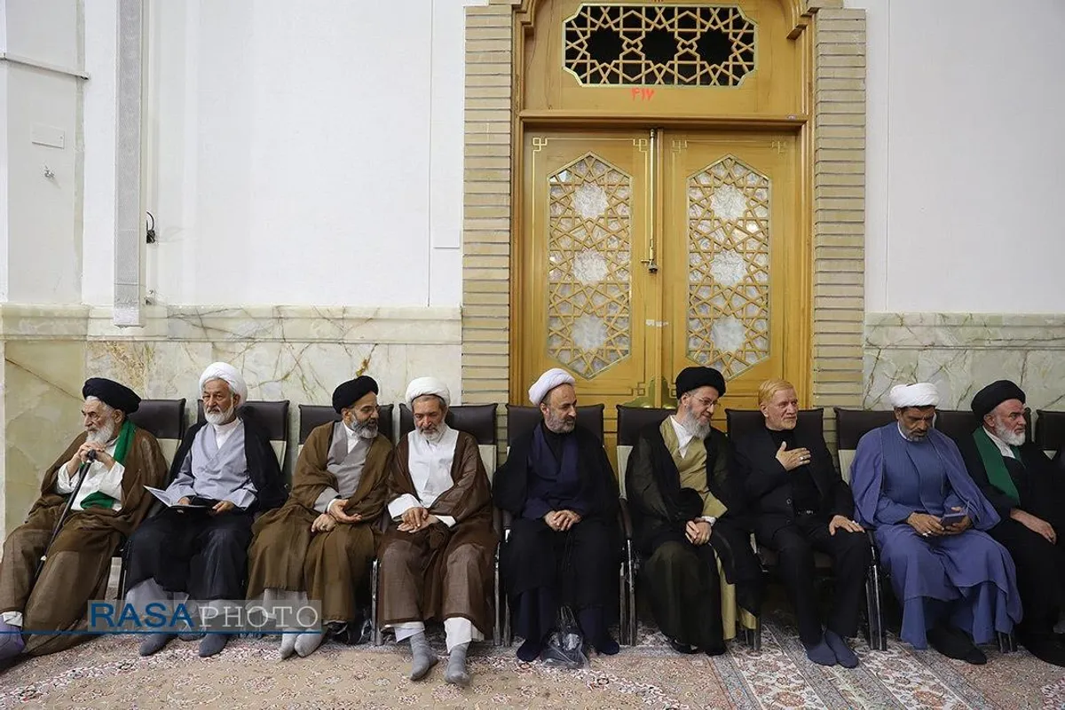 مراسم ترحیم مادر مکرمه سیدحسن نصرالله در حرم حضرت معصومه (سلام&zwnj;الله&zwnj;علیها)