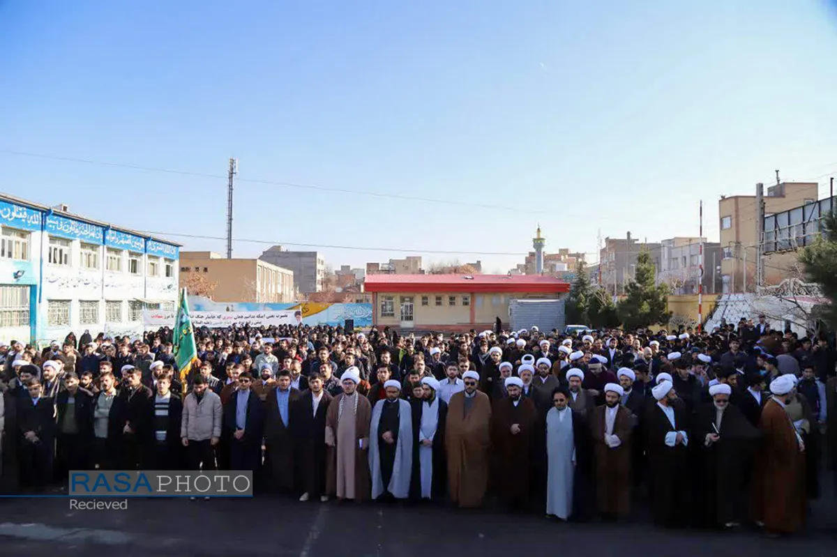 تجمع انقلابی طلاب، اساتید و روحانیون حوزه&zwnj;های علمیه تبریز در سالروز یوم الله ۹ دی