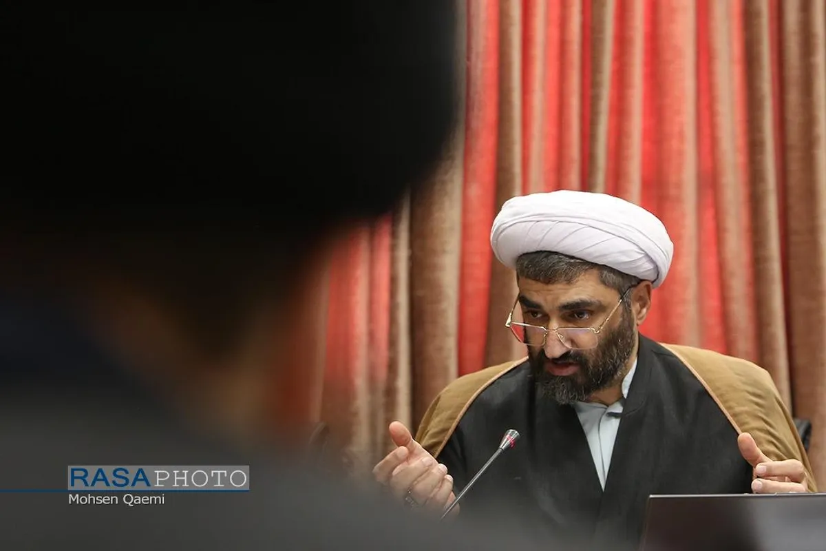 نشست نقش انسان رسانه&zwnj;ها در الگو سازی اجتماعی زیارت