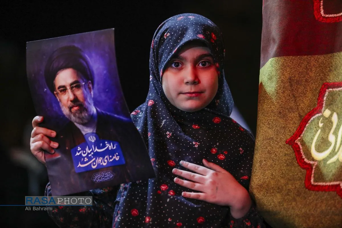 مراسم عزاداری شب هشتم محرم در تجمعات خونخواهی مردم قم