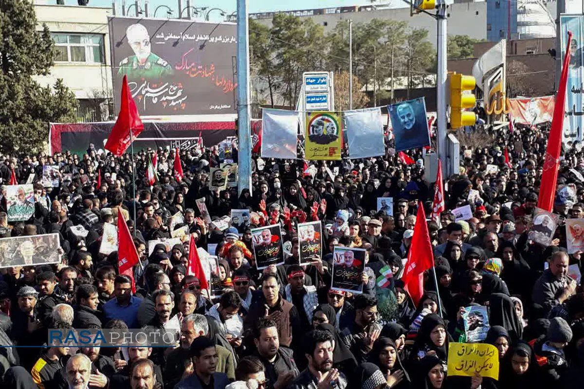 تشییع باشکوه سپهبد شهید حاج قاسم سلیمانی در کرمان