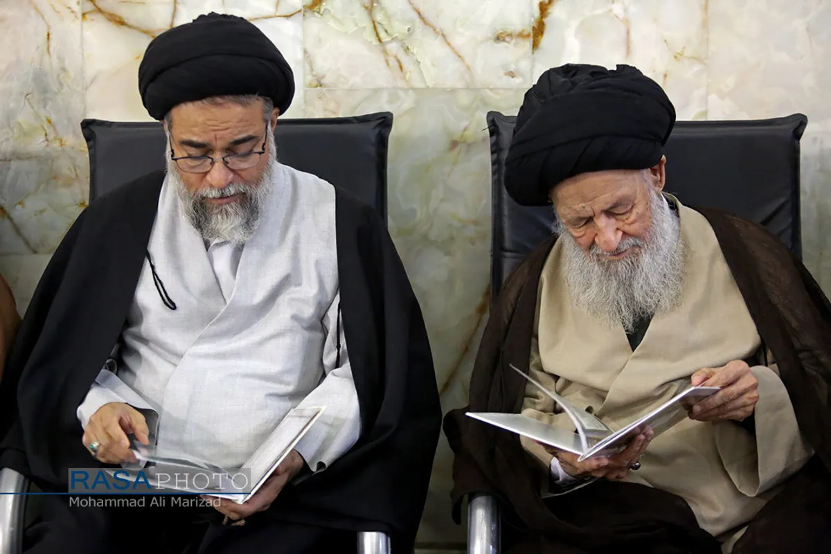 مراسم بزرگداشت علامه سید جعفر مرتضی عاملی در حرم حضرت معصومه (س) از طرف رهبر انقلاب