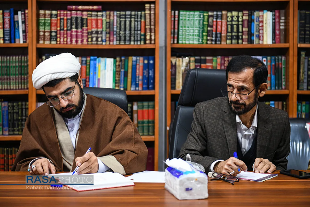 کرسی ترویجی بررسی و ارزیابی کتاب&laquo;سکولاریسم پنهان&raquo;
