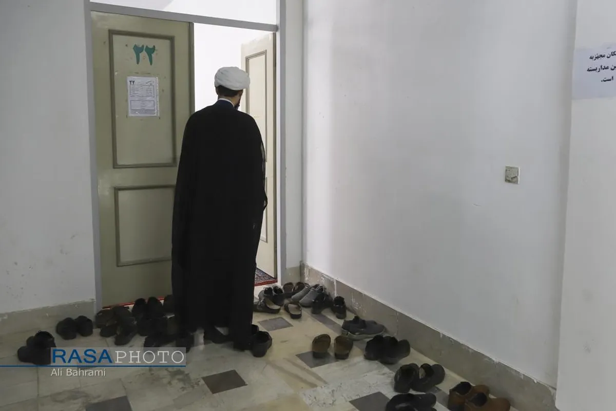یک روز تحصیلی در مدرسه علمیه آیت الله گلپایگانی