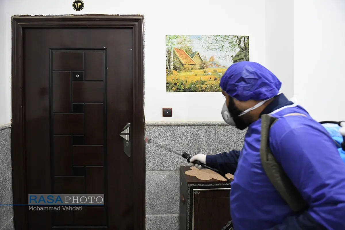 ضدعفونی معابر و خودرو&zwnj;ها توسط حشد الشعبی در قم