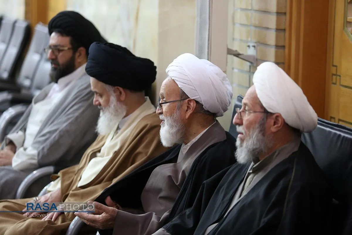 مراسم بزرگداشت آیت&zwnj;الله مصباح یزدی در حرم کریمه اهل&zwnj;بیت (س)