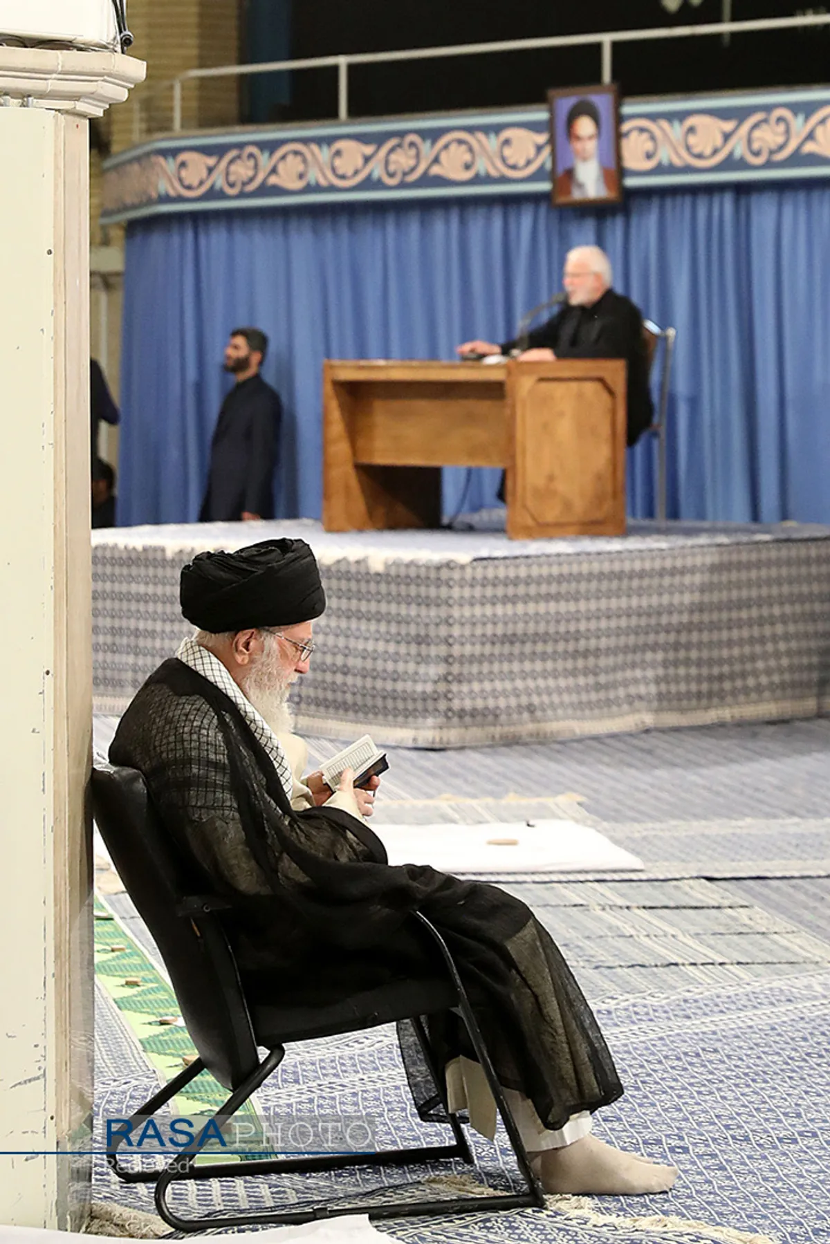 مراسم سوگواری مولای متقیان حضرت امام امیر المومنین علی (ع) با حضور رهبر انقللاب