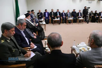 دیدار رئیس&zwnj;جمهور و اعضای هیئت دولت مقام معظم رهبری