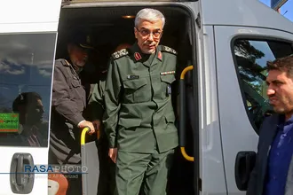 سفر سردار باقری رئیس ستاد کل نیرو&zwnj;های مسلح به قم و دیدار با مراجع تقلید