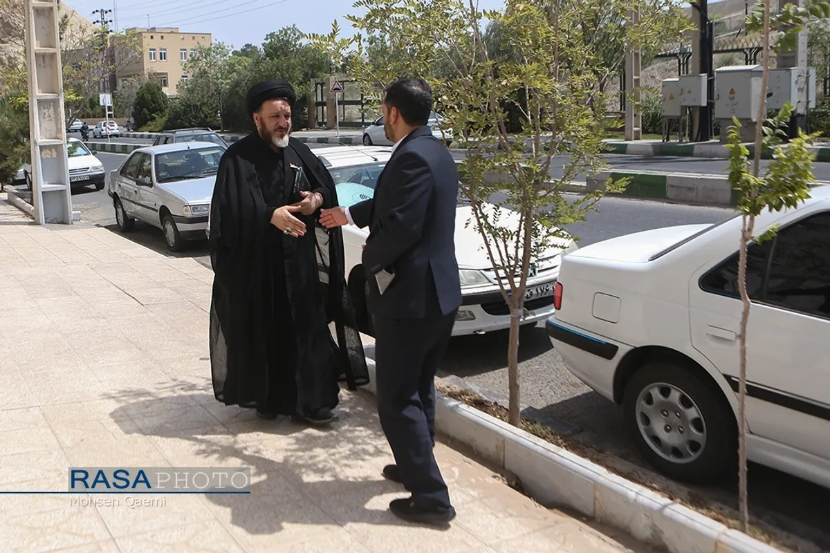 بازدید هیئت رئیسه مجمع نمایندگان طلاب در آستانه روز خبرنگار از خبرگزاری رسا