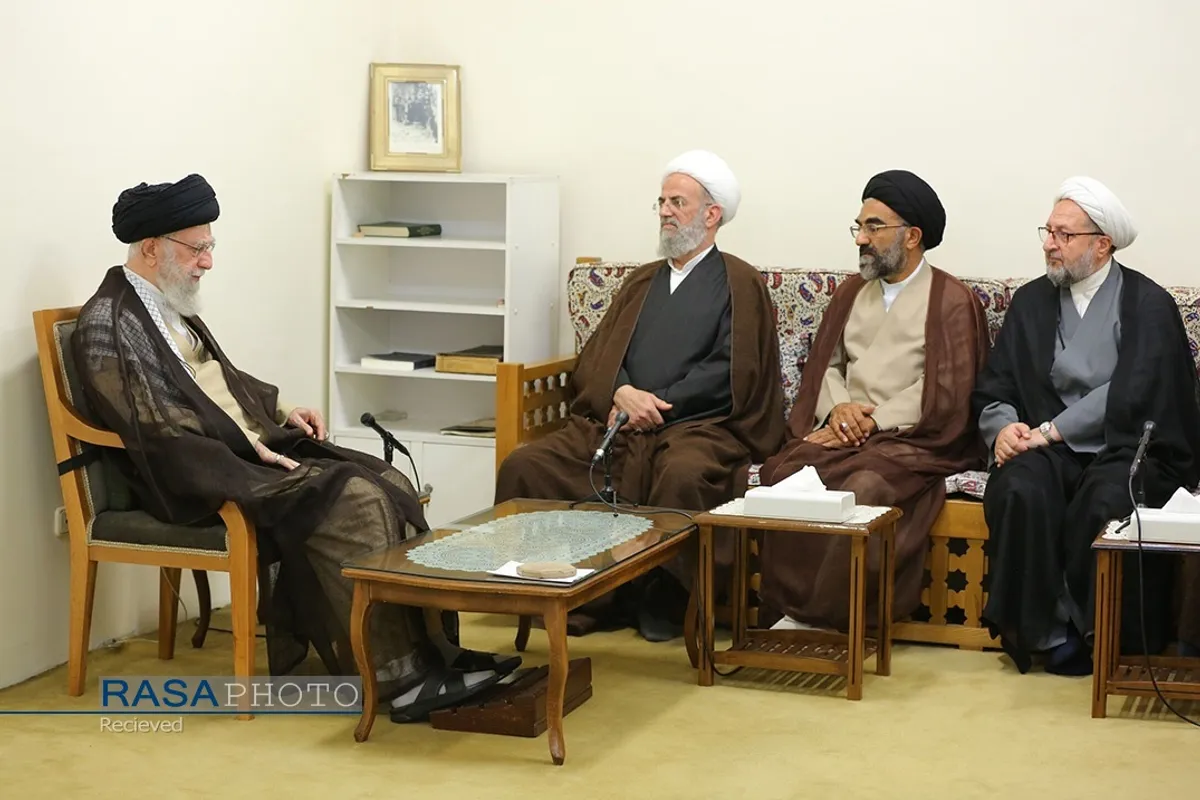 دیدار دست&zwnj;اندرکاران همایش بزرگداشت آیت&zwnj;الله ناصری دولت&zwnj;آبادی با رهبر انقلاب